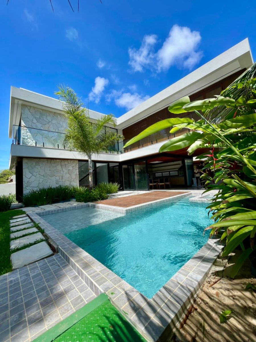 Casa Alto Padrão - Venda - Guarajuba (monte Gordo) - Camaçari - BA